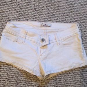 Size 3 Hollister jean shorts!